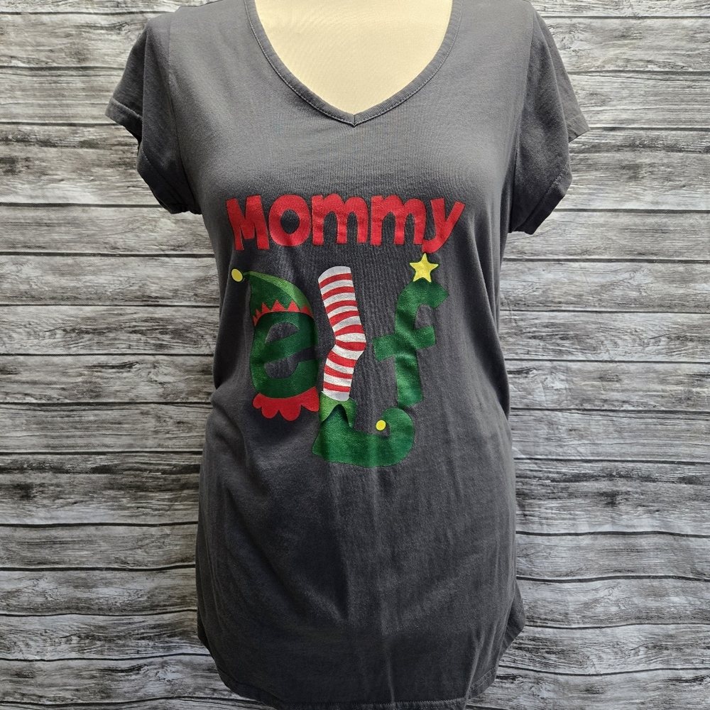 Mommy Elf grey shirt